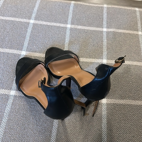 Charlotte russe heels woman’s size 8 - Picture 3 of 7